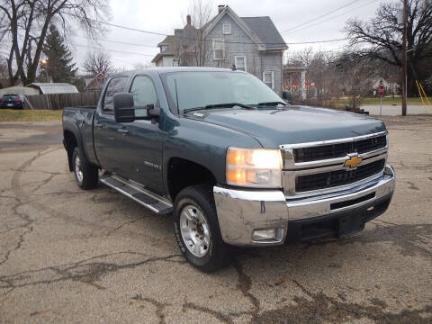 2009 Chevrolet Silverado 2500HD for sale at Perfection Auto Detailing & Wheels in Bloomington IL