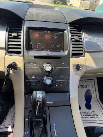 2013 Ford Taurus SEL