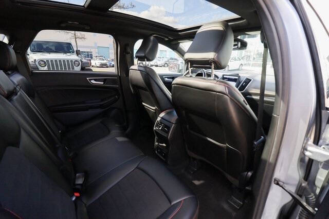 2022 Ford Edge ST-Line