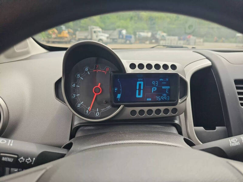 2015 Chevrolet Sonic LS Auto