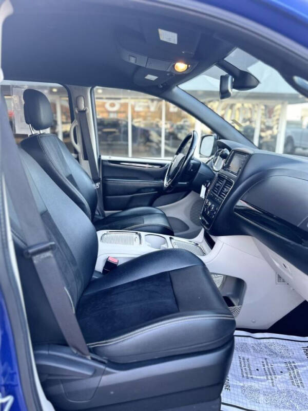 2020 Dodge Grand Caravan SXT