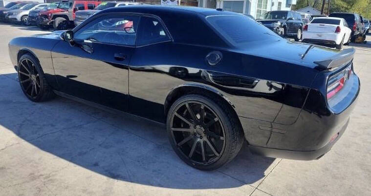 2016 Dodge Challenger SXT