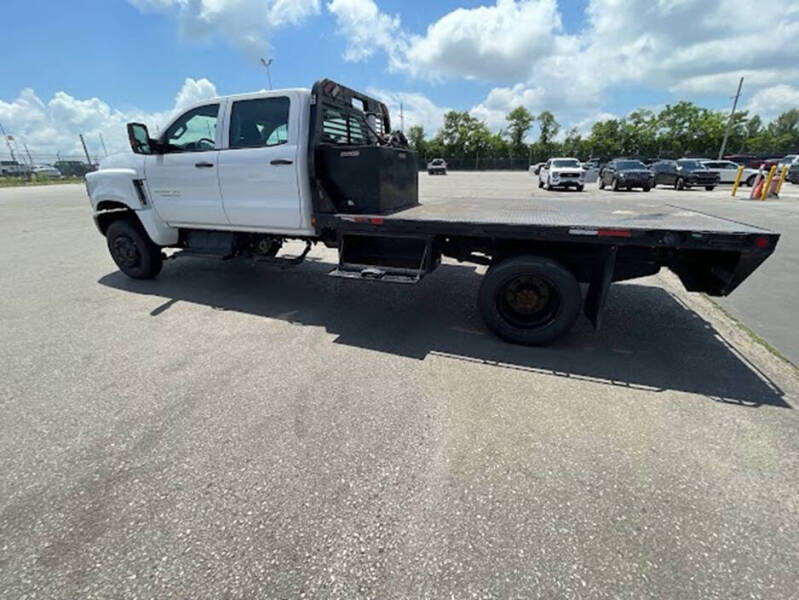 2022 Chevrolet Silverado 5500HD