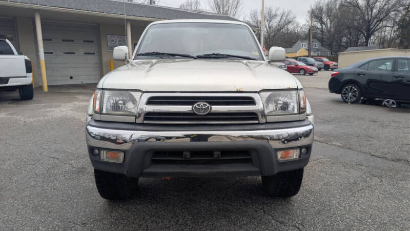 2000 Toyota 4Runner SR5