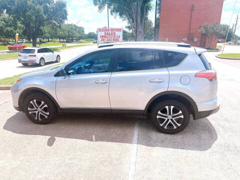 2017 Toyota RAV4 LE