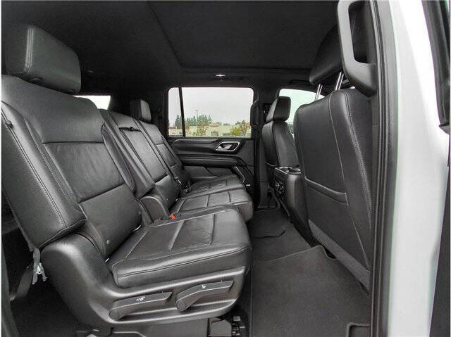 2021 Chevrolet Suburban LT