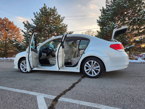 2014 Subaru Legacy 2.5i Premium