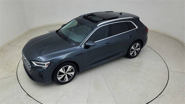 2024 Audi Q8 e-tron quattro Premium Plus