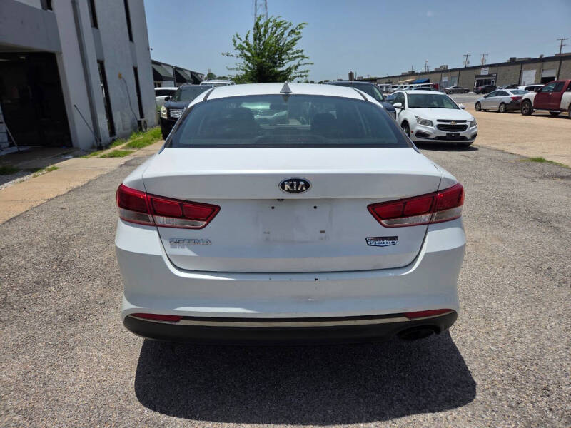 2016 Kia Optima LX