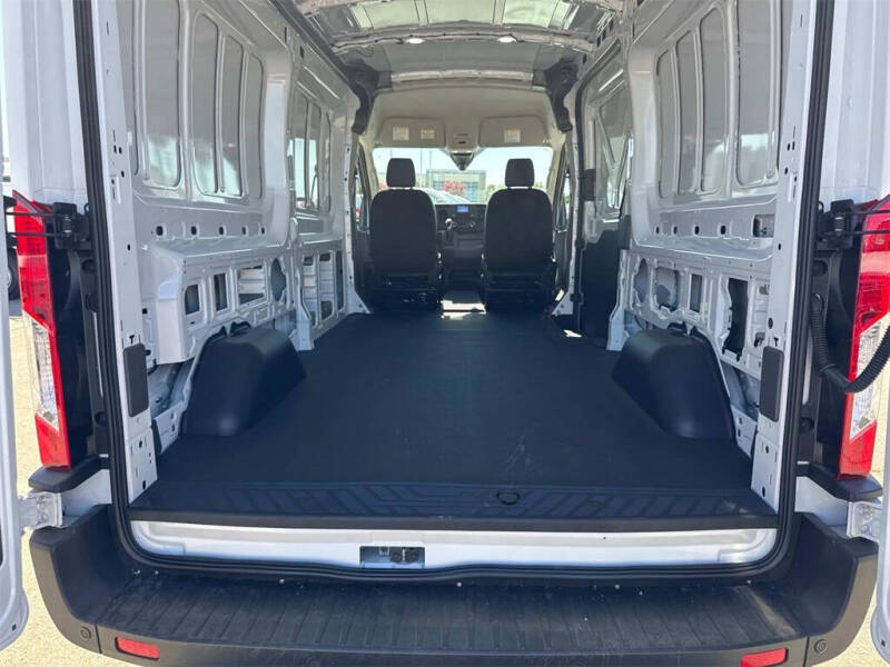 2025 Ford Transit 150