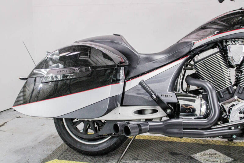 2015 Victory Magnum