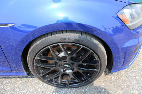 2016 Volkswagen Golf R 4Motion