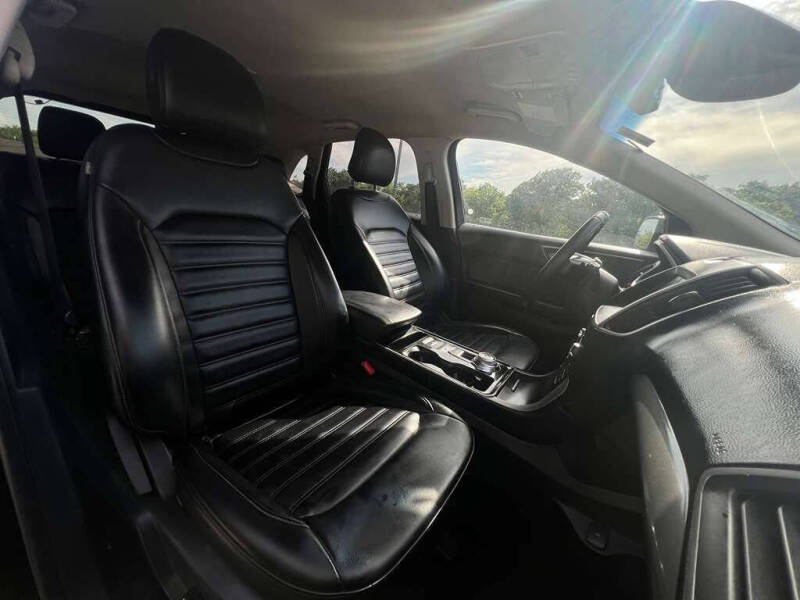 2019 Ford Edge SEL