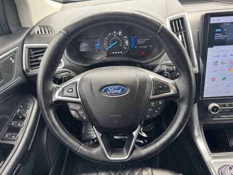 2023 Ford Edge Titanium