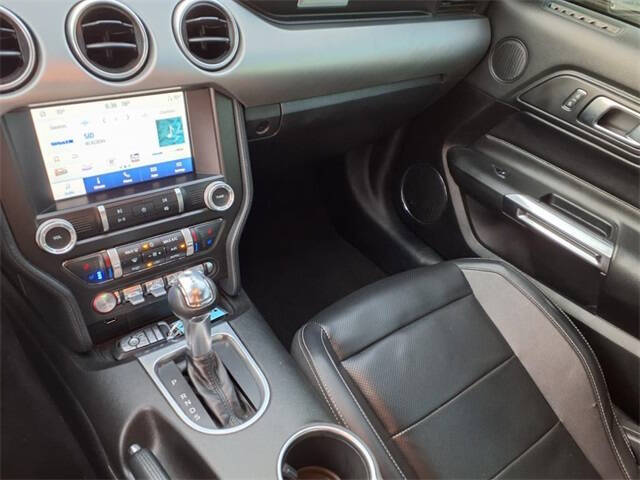 2022 Ford Mustang EcoBoost Premium