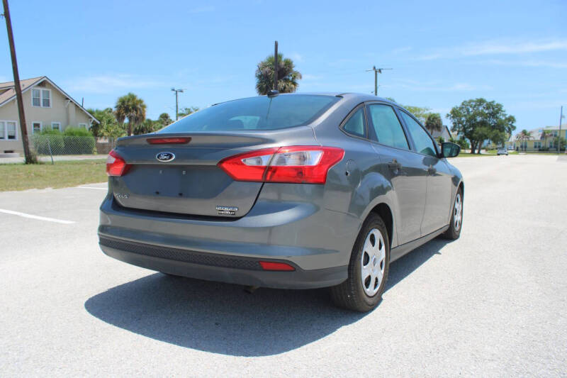 2013 Ford Focus S