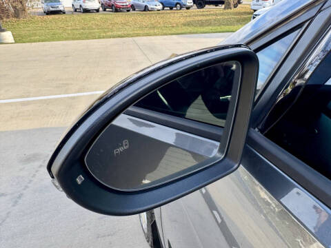 2019 Volkswagen Golf R 4Motion