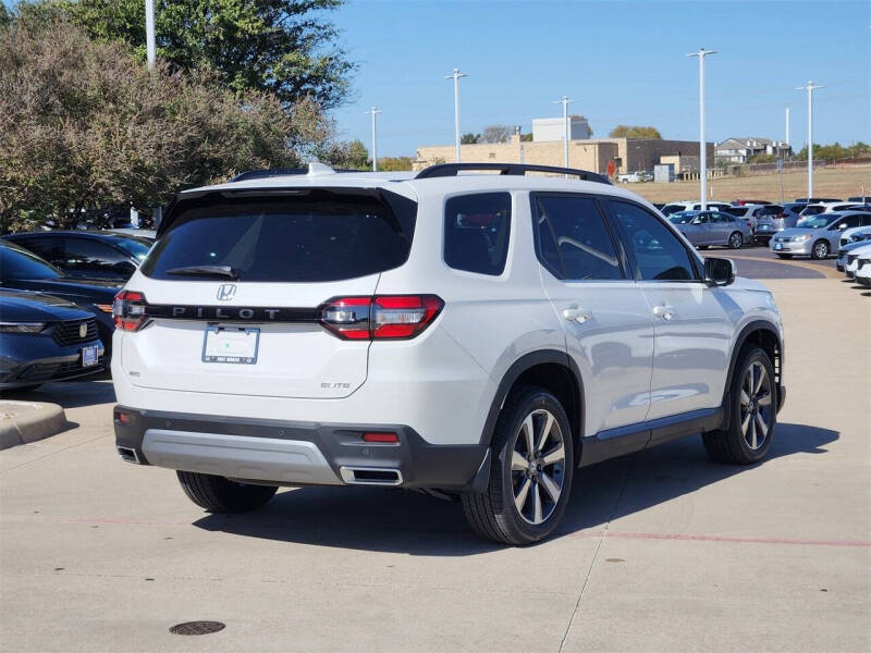 2025 Honda Pilot Elite