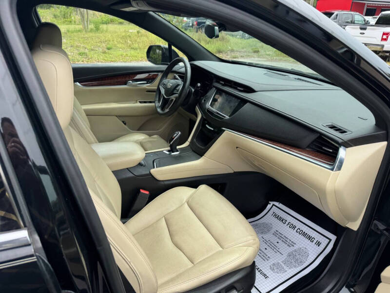 2017 Cadillac XT5 Luxury