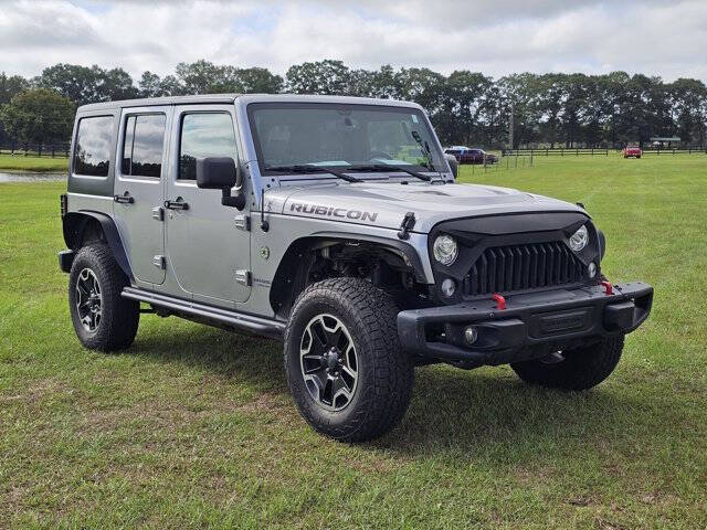 2017 Jeep Wrangler Unlimited Rubicon's photo
