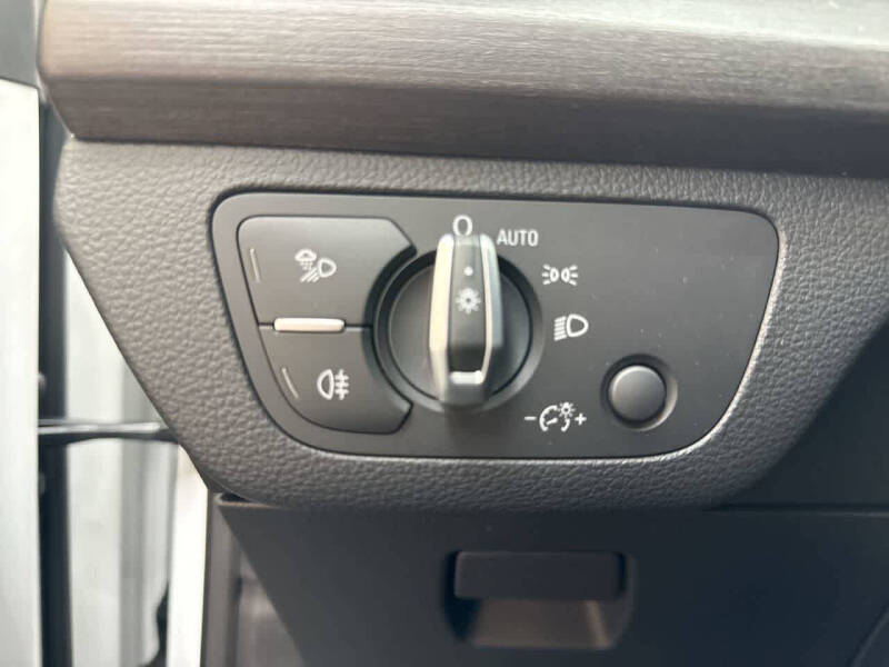 2022 Audi Q5 quattro S line Prem Plus 45 TFSI