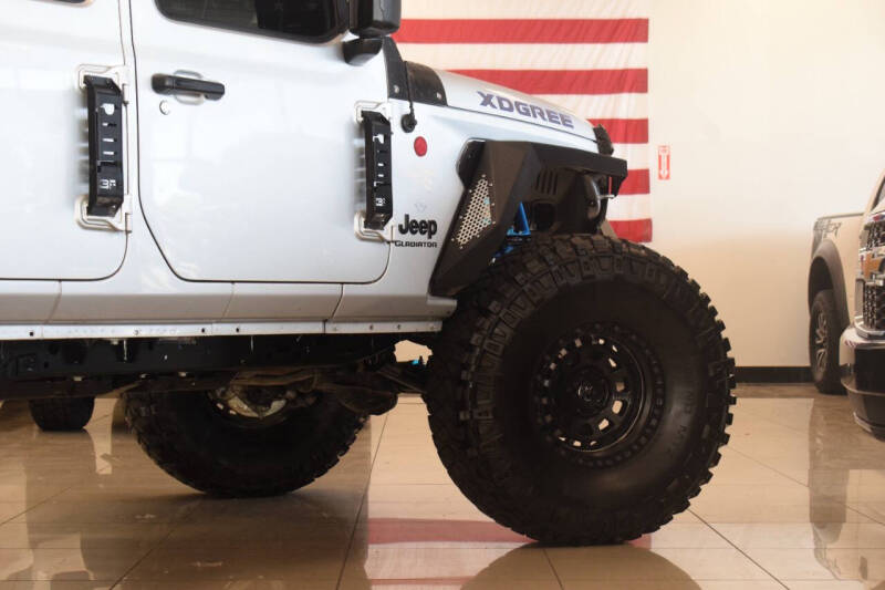 2022 Jeep Gladiator Willys
