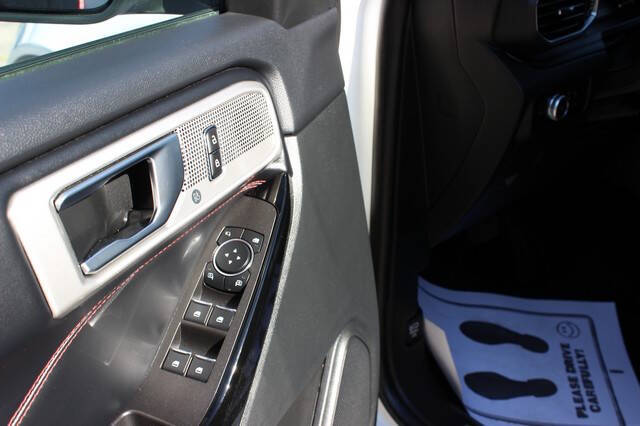 2023 Ford Explorer ST-Line