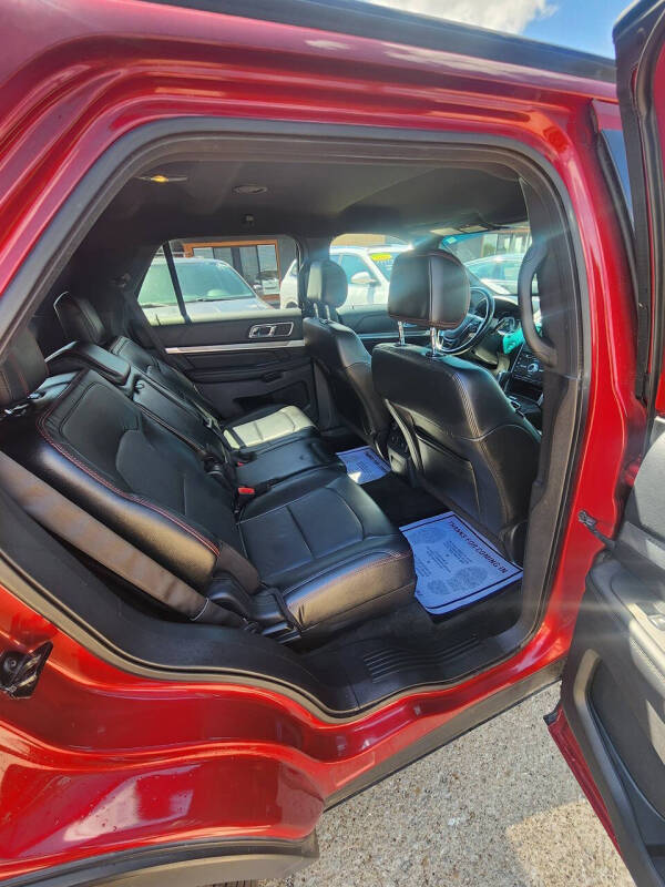 2016 Ford Explorer Sport