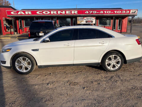 2018 Ford Taurus SEL