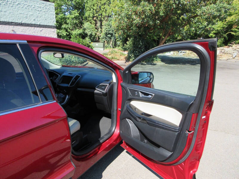 2016 Ford Edge SEL