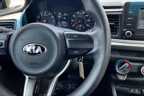 2018 Kia Rio 5-Door LX