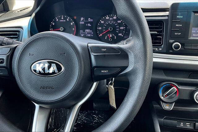 2018 Kia Rio 5-Door LX