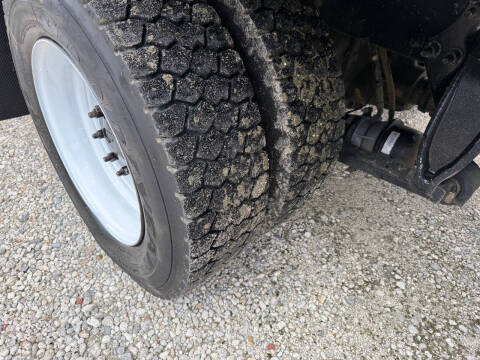 2022 Freightliner M2 106