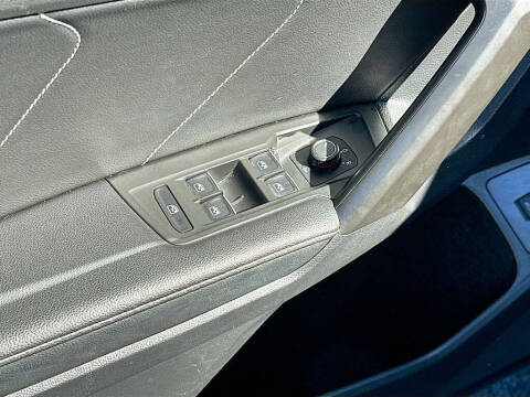 2022 Volkswagen Tiguan SE 4Motion