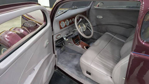 1937 Ford Deluxe