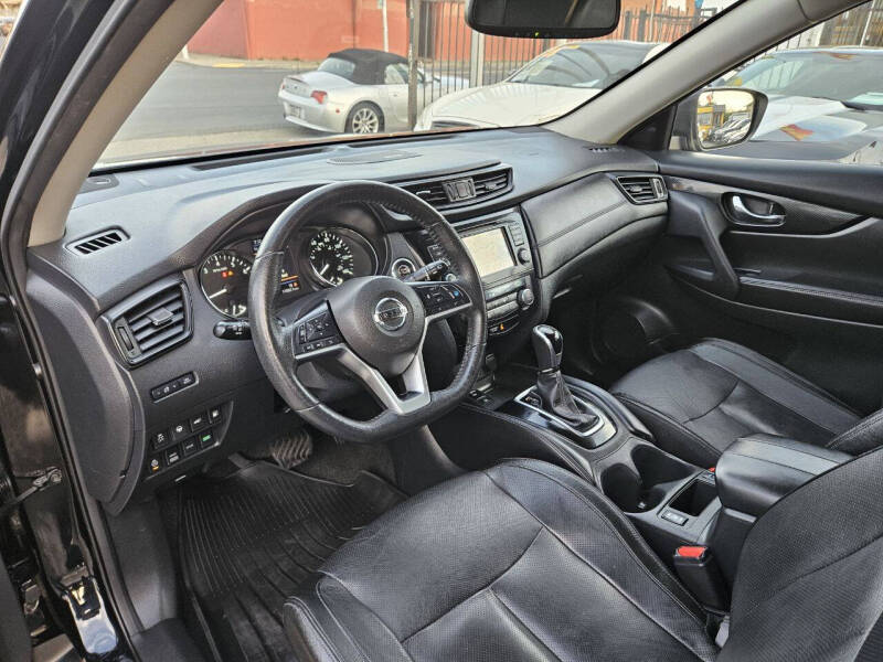2019 Nissan Rogue SL