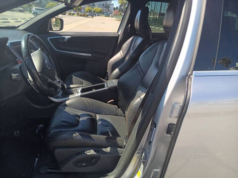 2015 Volvo XC60 T6 Drive-E