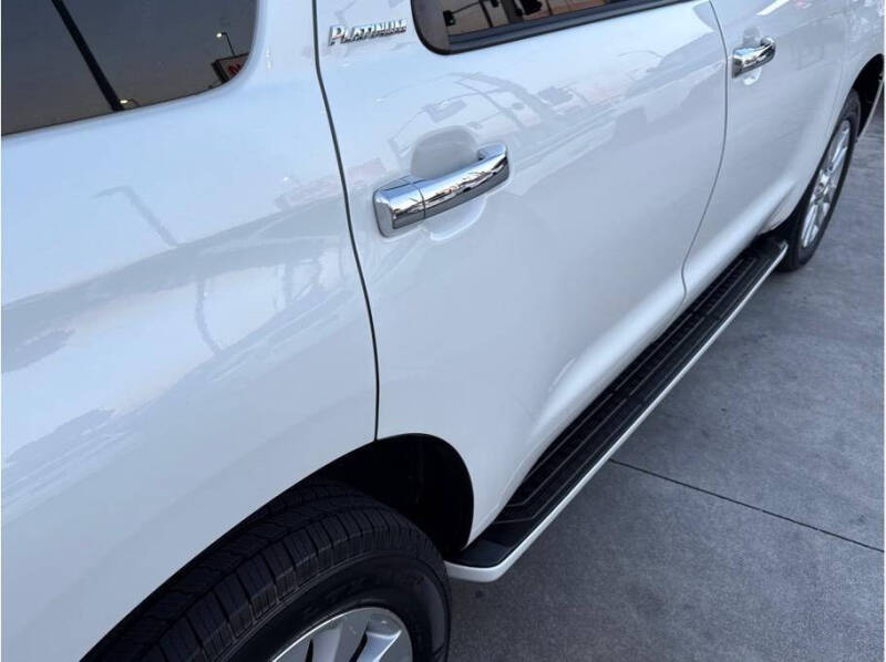 2016 Toyota Sequoia Platinum