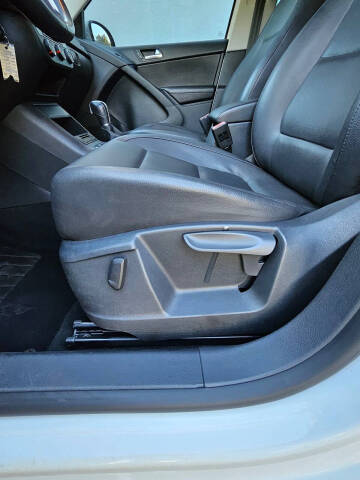 2013 Volkswagen Tiguan SE