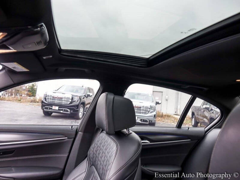 2021 BMW 5 Series M550i xDrive