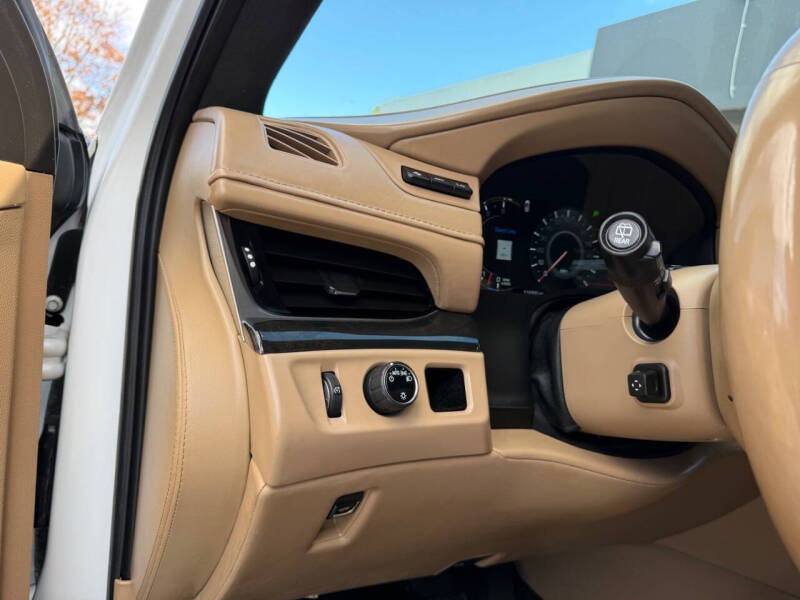 2020 Cadillac Escalade ESV Platinum
