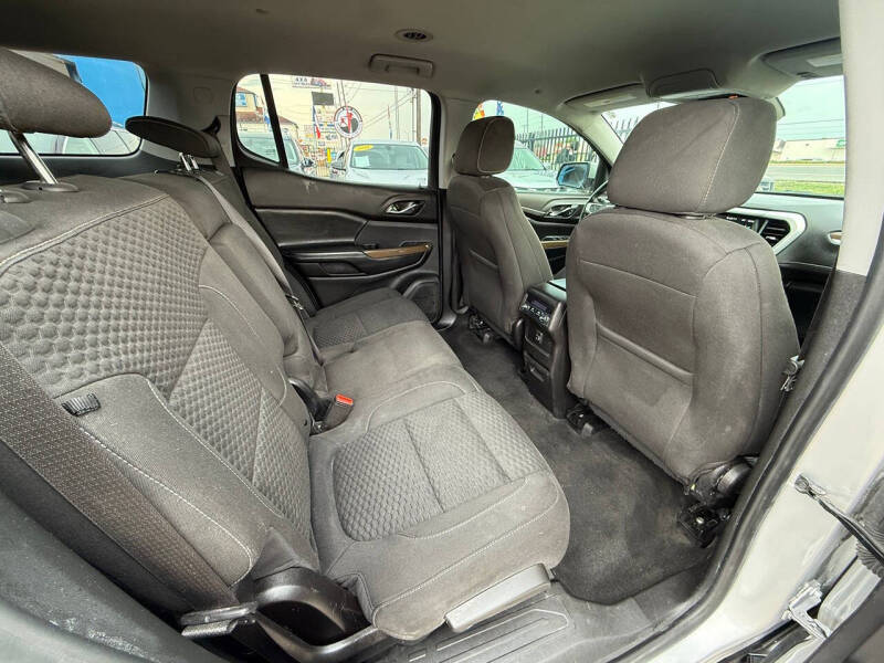 2019 GMC Acadia SLE-1