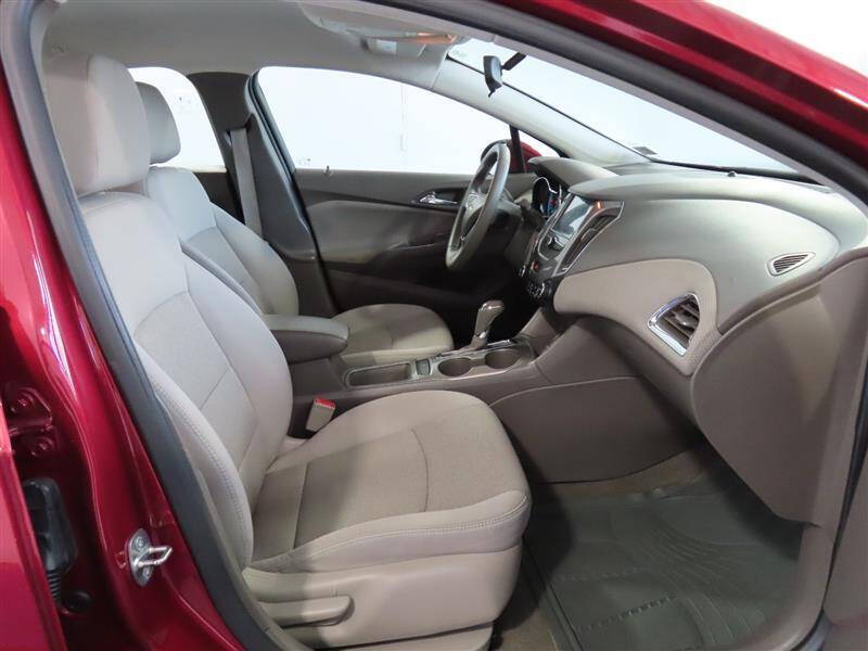 2017 Chevrolet Cruze LT Auto