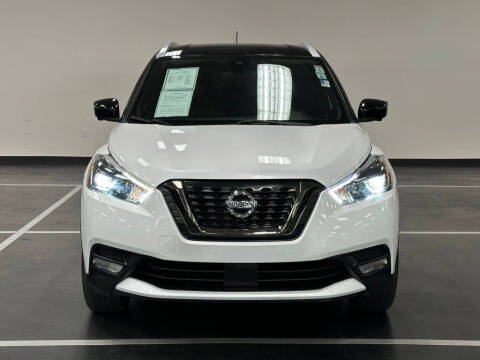 2020 Nissan Kicks SR