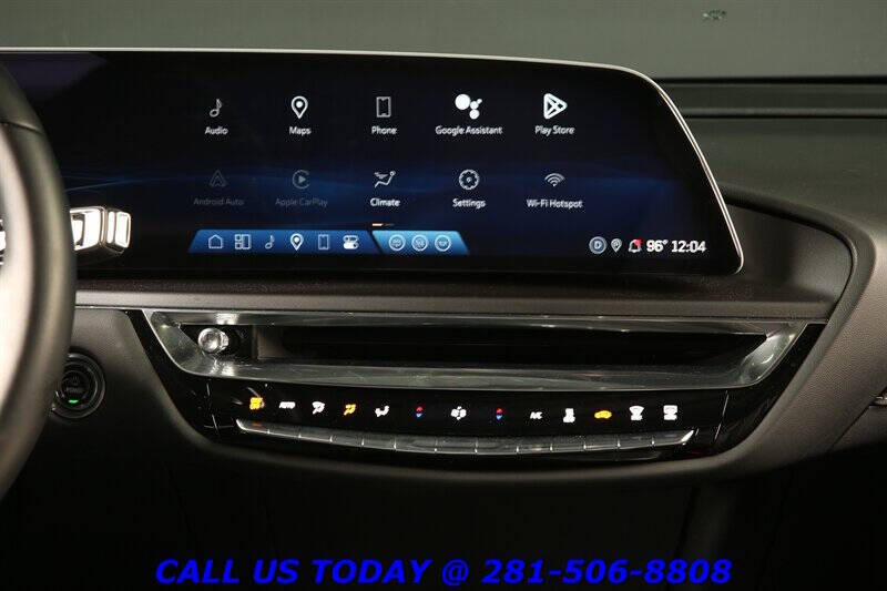 2024 Cadillac LYRIQ Tech