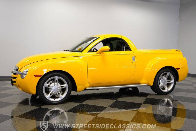 2004 Chevrolet SSR LS