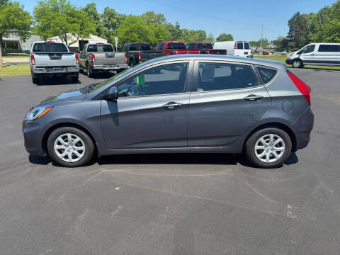 2013 Hyundai Accent GS