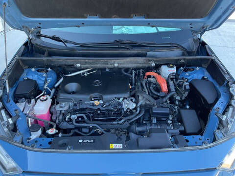 2022 Toyota RAV4 Hybrid SE