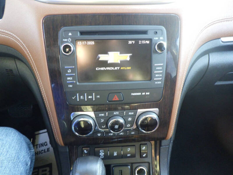 2017 Chevrolet Traverse LT