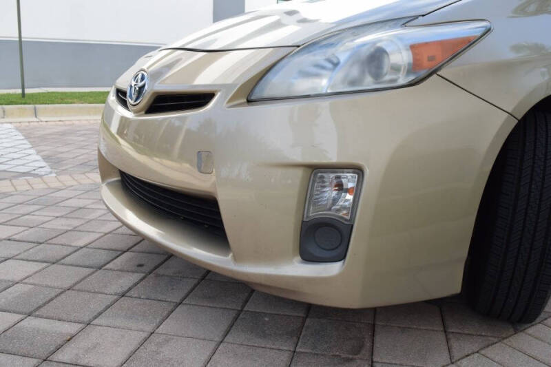 2010 Toyota Prius III